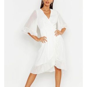 Boohoo Dresses - NEW Boohoo White Chiffon Wrap Midi Dress Boohoo Dresses - NEW Boohoo White Chiffon Wrap Midi Dress